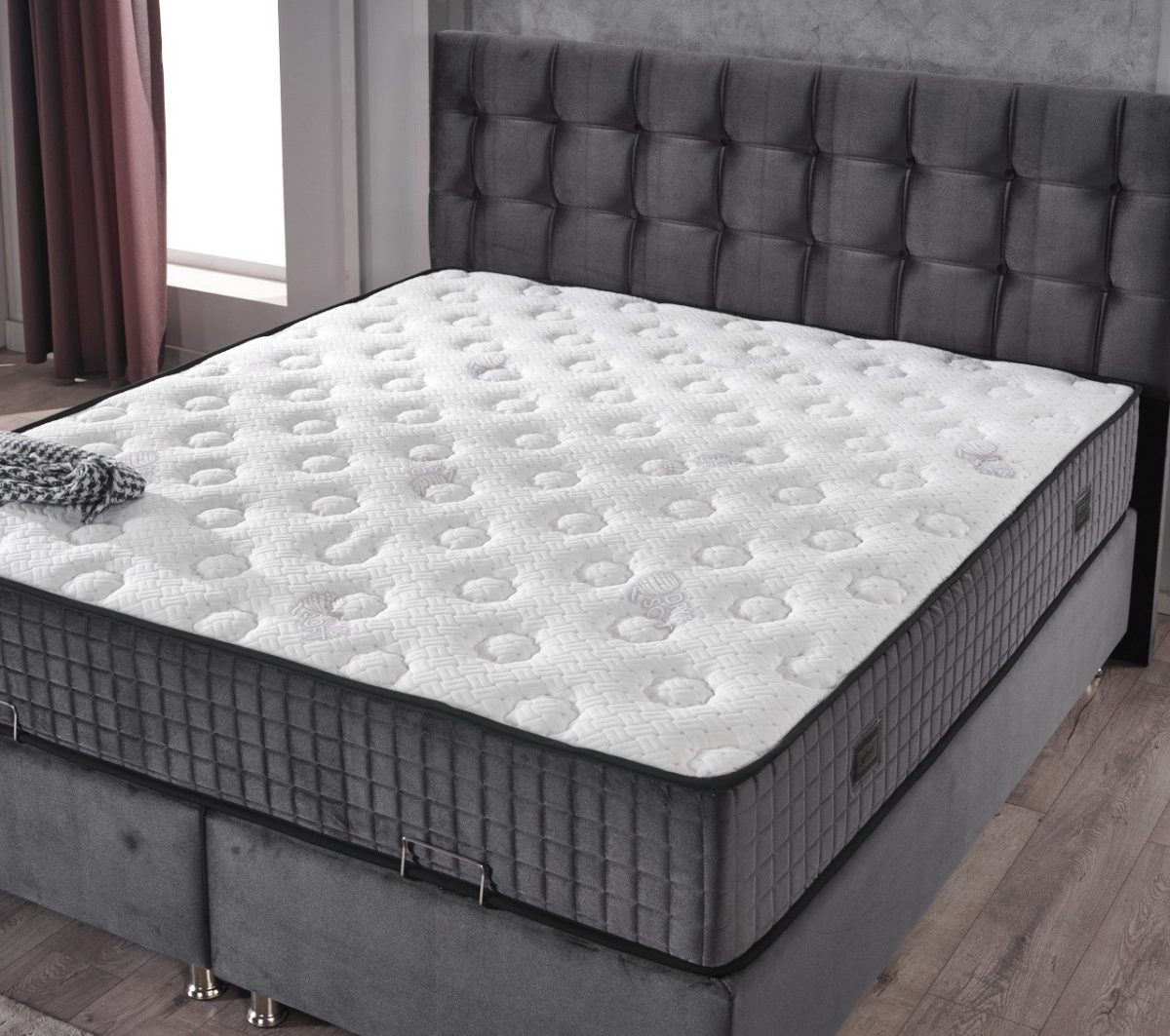 Etna Box-Spring Bed Set – image 6